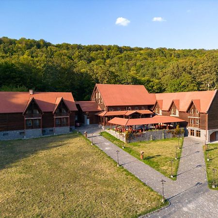 5.Evszak Hotel Sfântu-Gheorghe Eksteriør billede